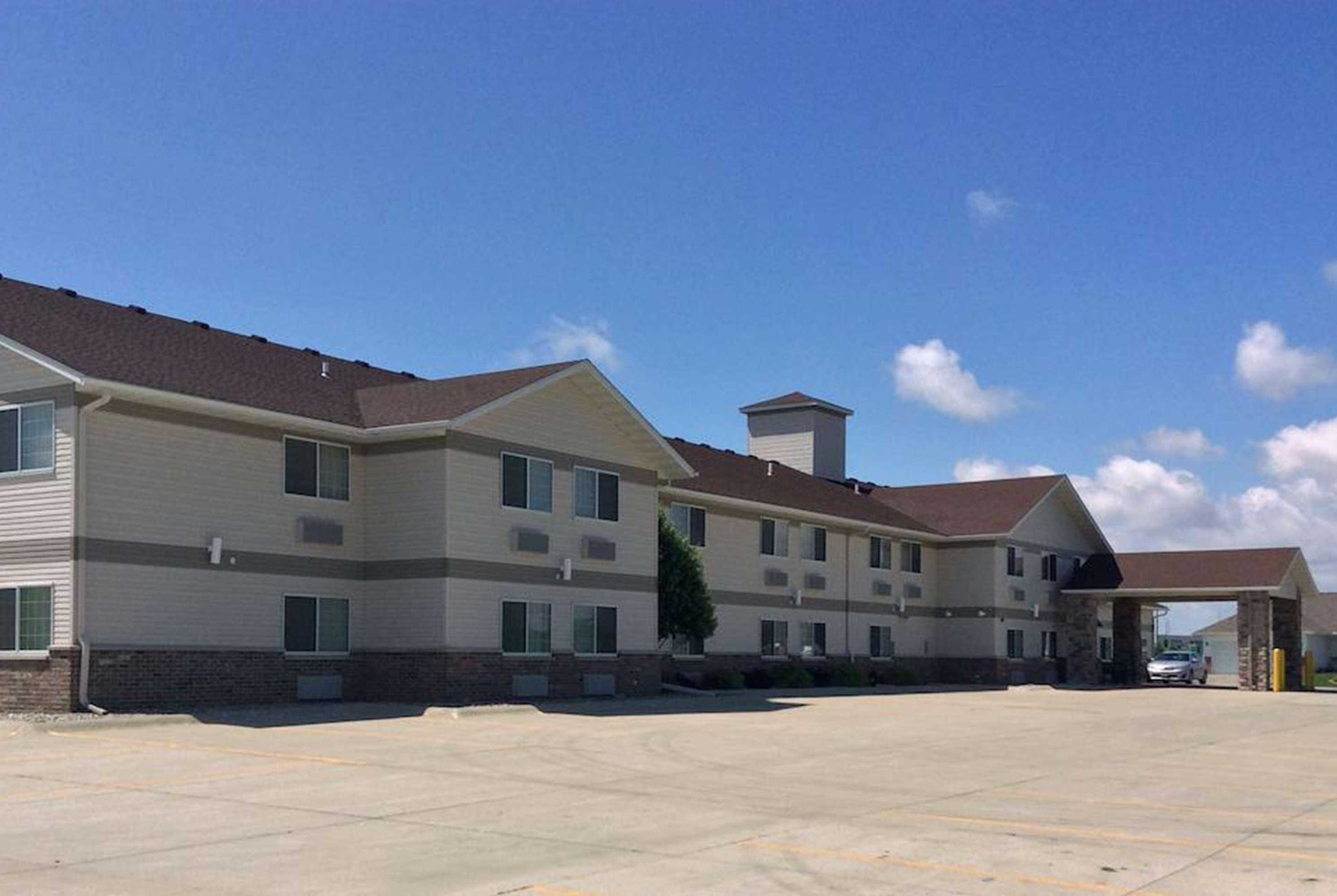 เบย์มอนต์ บาย วินด์แฮม ฮาร์ลัน Hotel Harlan ภายนอก รูปภาพ