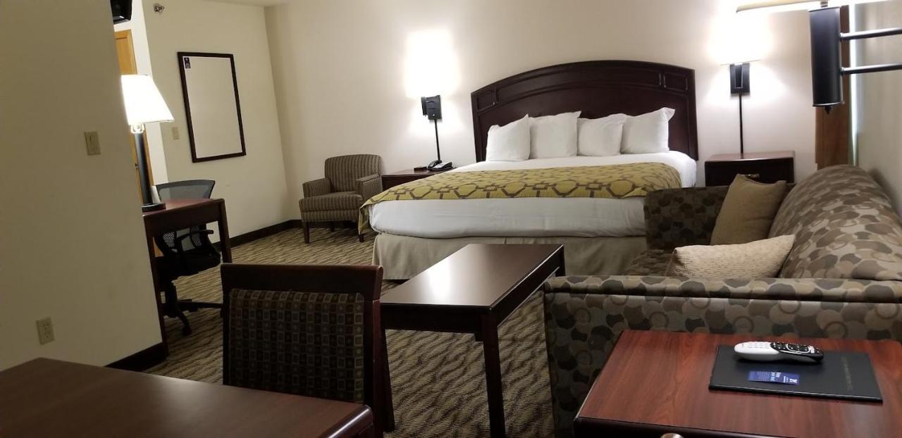 เบย์มอนต์ บาย วินด์แฮม ฮาร์ลัน Hotel Harlan ภายนอก รูปภาพ