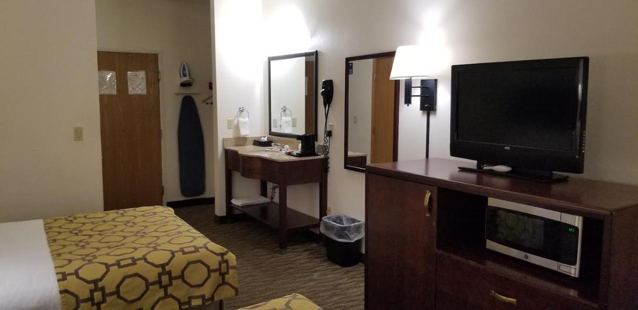 เบย์มอนต์ บาย วินด์แฮม ฮาร์ลัน Hotel Harlan ภายนอก รูปภาพ