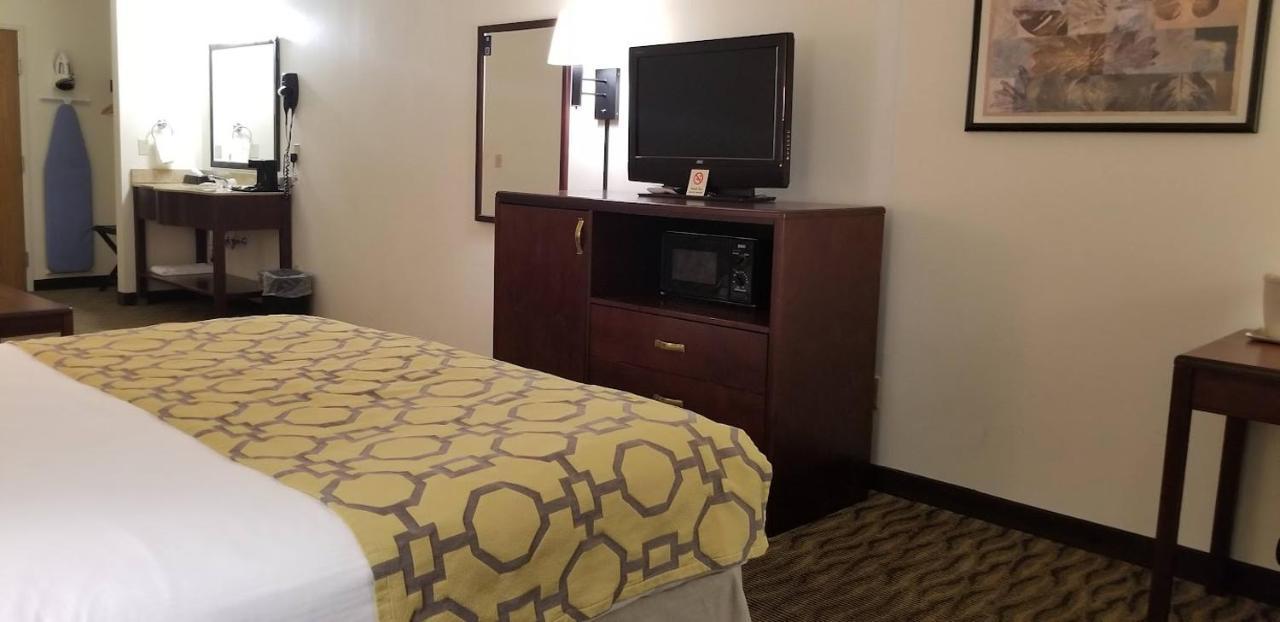 เบย์มอนต์ บาย วินด์แฮม ฮาร์ลัน Hotel Harlan ภายนอก รูปภาพ